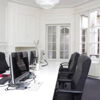 Bureau privé 23 m² 4 postes Location bureau Rue de Caumartin Paris 75009 - photo 1